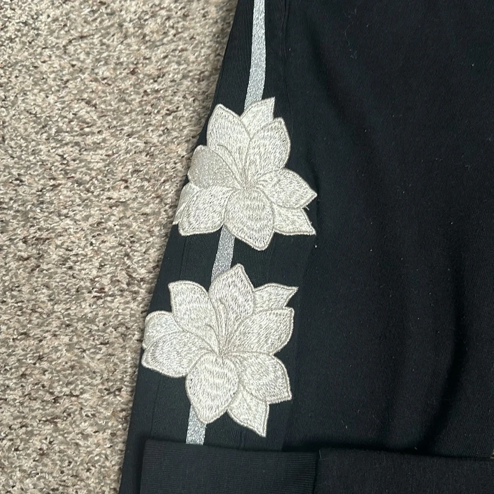 Pink victory secret black emboridry fleece lining jogger size SP black … - Picture 6 of 8